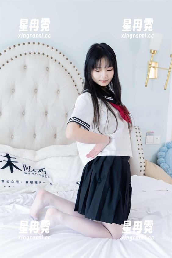 BoBoSocks袜啵啵 - 小甜豆的连体泳衣合集——每一张壁纸都像是水中仙子，哈哈，谁让她太可爱呢？