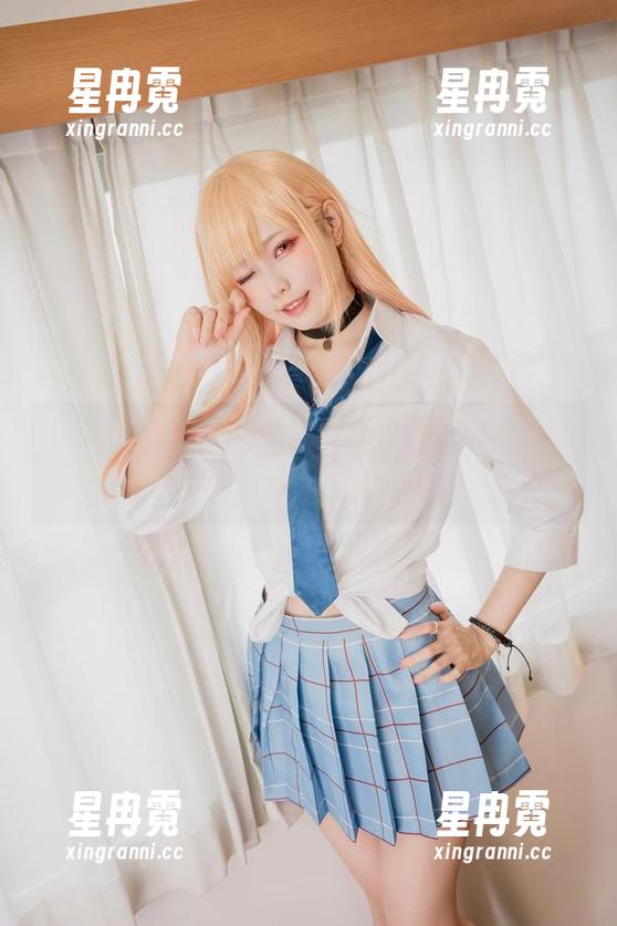 哇，泳池中的ElyEE子，私拍套图看得我想掉进水里，一起失踪吧！