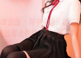 Feilin嗲囡囡 – 网中奇遇，林煊煊旗袍写真，在线时光停驻，呃，能再转圈吗？