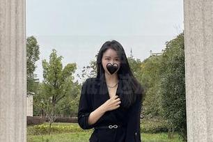 微密圈 – July芝岚的玉足自拍合集，就问你能不能抵御这波资源！