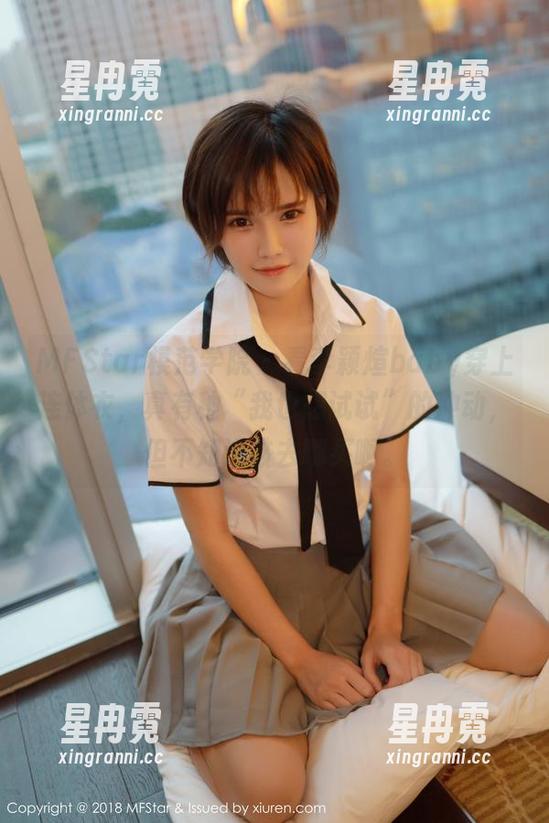 MFStar模范学院-李颖煊baby MFStar模范学院 - 看李颖煊baby穿上连体衣,真有种“我也想试试”的冲动,但不知道该去哪买啊。
