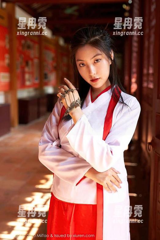 MiiTao蜜桃社 - 在泳衣里轻松胜出，桃乃香Tina的全套作品是关键！