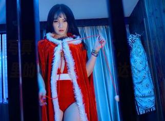 PANS写真 – 先不说好坏，定制JK写真里的叮当到底在传达啥？