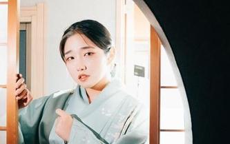 图集上线！Sonson(손손)Loozy的漫画店女孩，下载后别怪我没告诉你！