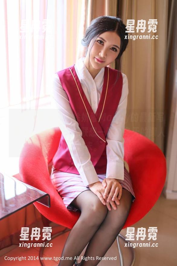 TGOD推女神 - 徐妍馨Mandy的最新写真集：毛衣加身，联想一整个冬天的懒人周末。