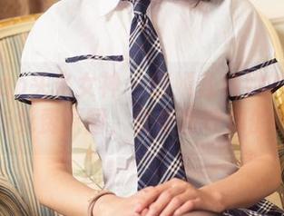 TouTiao头条女神 – 唐嫣儿和她的浴缸：这里有免费原图，快来接收你的眼福！