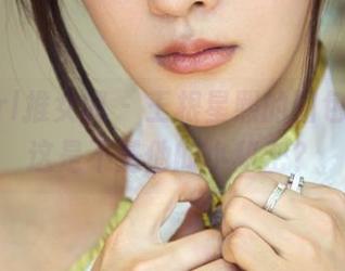 TuiGirl推女郎 – 王根星熙的图包，猜猜这是不是他的小秘密？