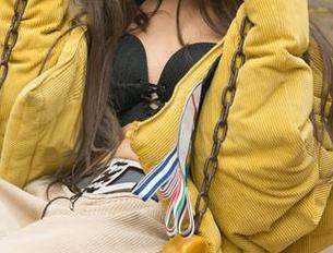 UGirls尤果网 – 妹妹变姐！唐溪若的写真原图，随便用个滤镜也是女神。