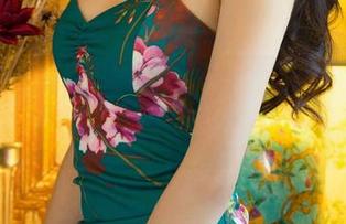 UGirls尤果网 – 有趣的李颜儿女友写真，竟是免费送人！
