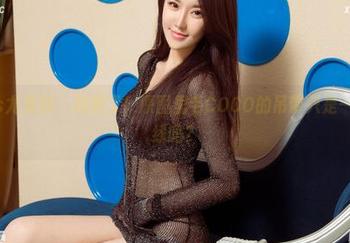 UGirls尤果网 – 跑题了！原图里毛COCO的吊带只是一道风景线吗？