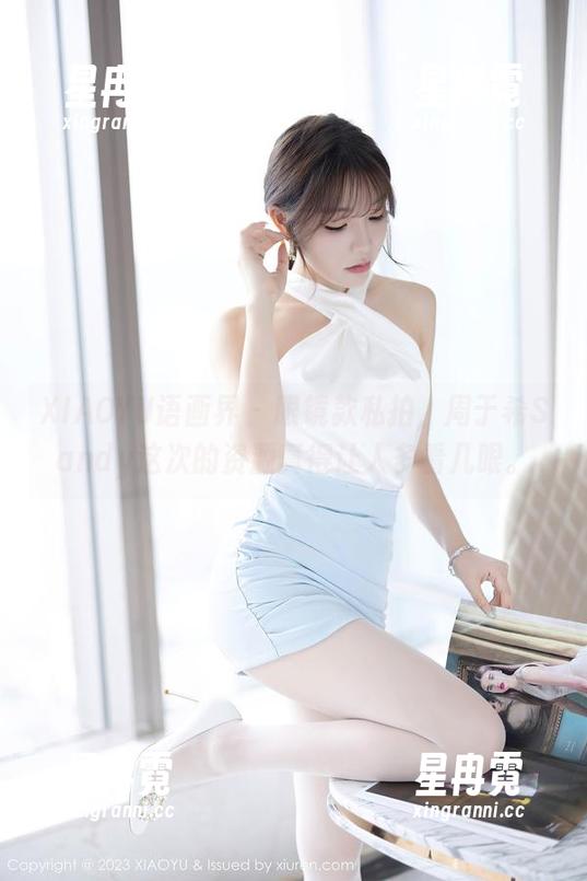 XIAOYU语画界 - 眼镜款私拍，周于希Sandy这次的资源真得让人多看几眼。