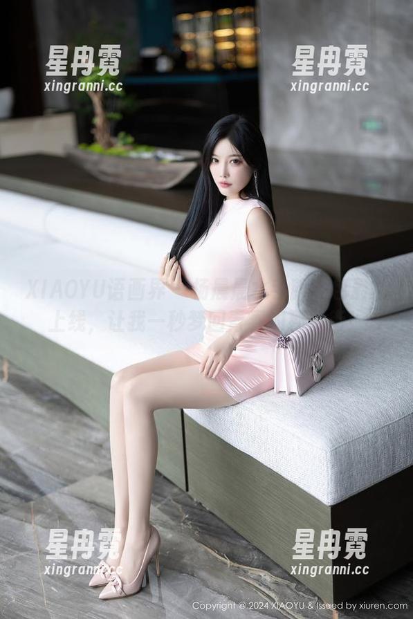 XIAOYU语画界-杨晨晨 XIAOYU语画界 - 杨晨晨水手服图包最新上线,让我一秒梦回青春的那条街!