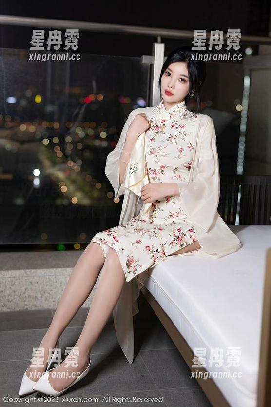 Xiuren秀人网 - tina_甜仔的最新套图，秘密都藏在哪儿，快来一探究竟吧。