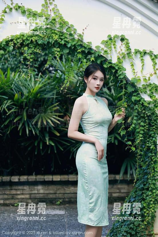Xiuren秀人网 - 黑丝迷雾中的刘雪妮Verna，在她的写真图包里藏了多少真相呢？