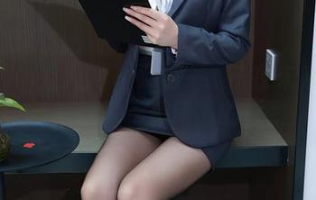 Xiuren秀人网 – 又是一组千夜未来的护士写真，不想闭嘴的原图