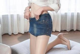 Xiuren秀人网 – 金BABY吖的夏日套图，湿身效果比我喝了冰咖啡还刺激！