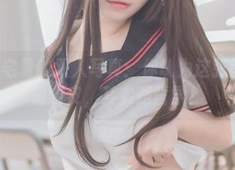Yoko宅夏的双人写真：你认为这张图片只是调皮，其实是哲学！