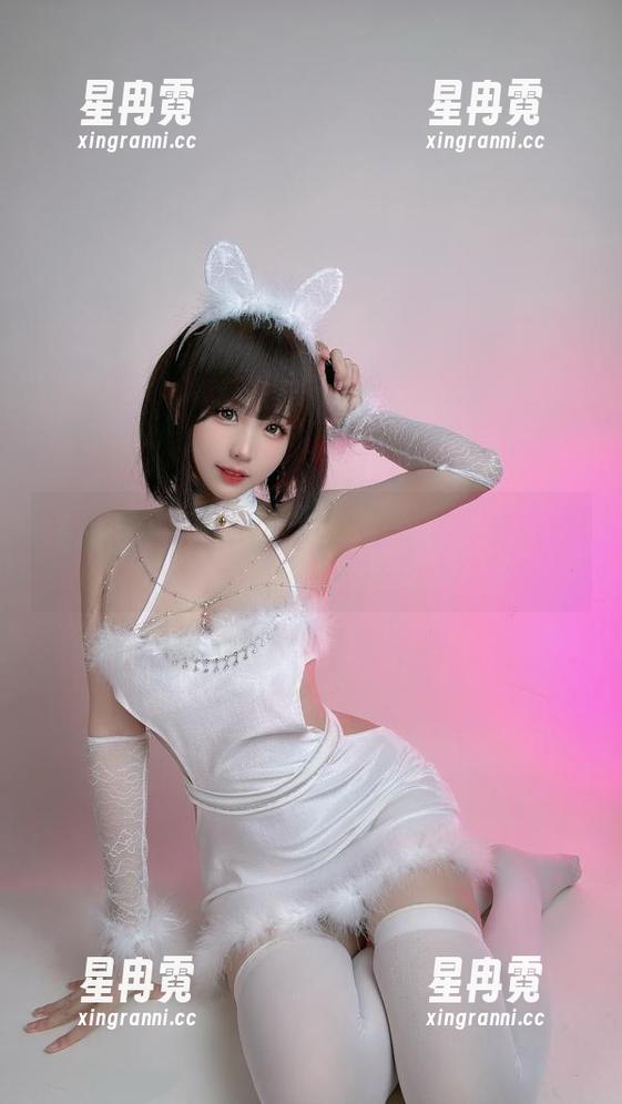 当miko酱ww变成女神，你敢信？cos的每一瞬都在图册里闪烁。