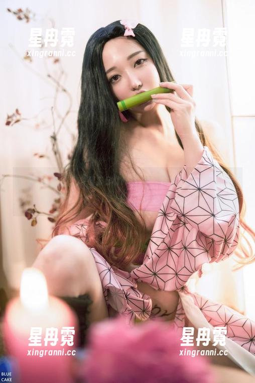 合集大冒险：yeeun孙乐乐在ARTGRAVIAVOL.168中如何与姿势打交道？