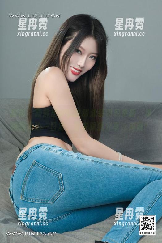 丽柜 - 新鲜出炉的甜甜泳装图包更新，难得的海边一日游，谁来跟我分享冰淇淋？