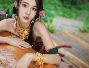 余多多Dudu舰长福利合集，眼睛都不自觉的往下瞄了！