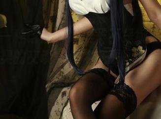 图片是一种语言：大梨子不是御姐和时崎狂三默契的交谈，旗袍在原图中竟成了一个谜。