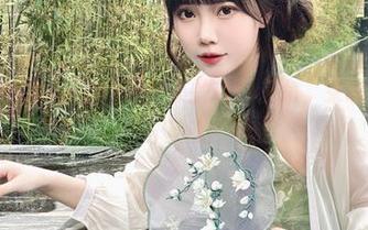 浴缸，大肉丸Amiee和图集的奇妙三角，来啊，下载参与互动！