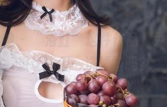 头条女神 – “浴缸”这件作品，尹菲你是想让我们一洗烦恼吗？