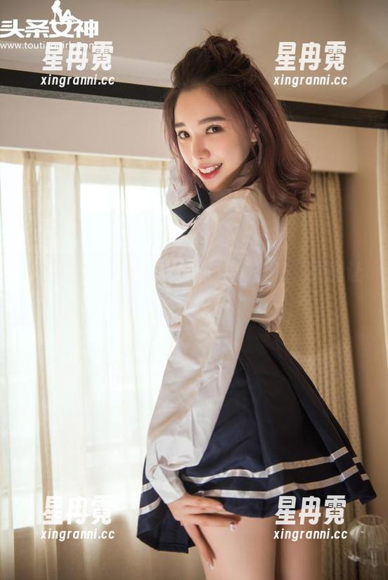 头条女神 - 杨漫妮的白丝无圣光，原图让人心神荡漾。