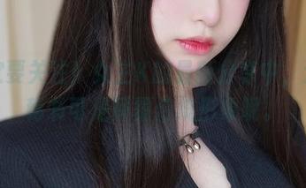 肯定要关注！女主K的最新分享中，这位秘书可是颠覆传统形象呢。