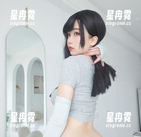 分分钟颠覆传统，女主K的性感快递员美图，你敢想象的包裹故事。