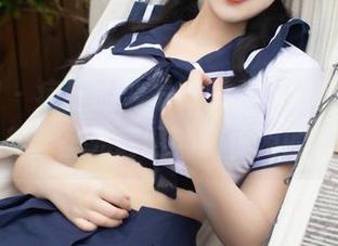 微密圈 – 疯狂的沙发时光，跟好H好女杀手一起无圣光套图畅游休闲的乐章！