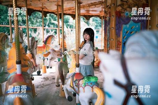这组安曜曜的体操服写真，直接把我带回了青葱岁月...