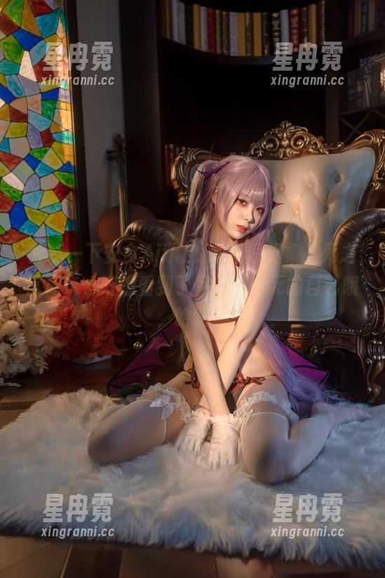 安食Ajiki 分享一下安食Ajiki的最新写真集,死之宫环奈,好像看到了另一个次元的自己哦,哈哈!