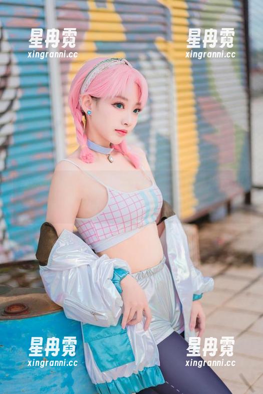 宫本桜 宫本桜的私拍工作——呃,那个“埃吉尔女仆”真有魅力。