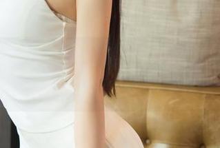 尤果网 – 含含的秘密美图：你以为这是一张照片，其实是我对你的暗示。