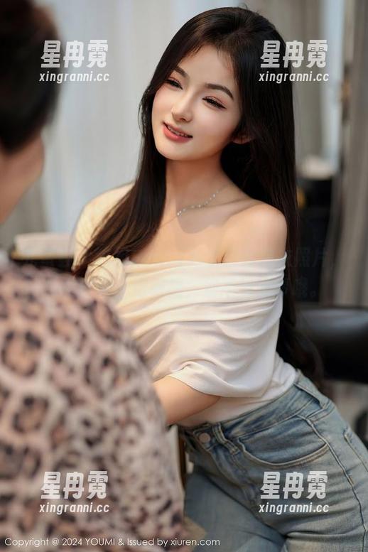 尤蜜荟 - 这组Emily顾奈奈酱内衣照片，免费送你一把眼福，别不当回事哦。