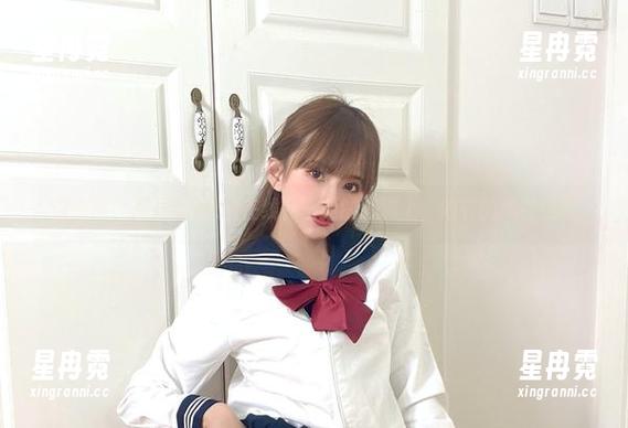 张思允nice 微密圈 - 张思允nice在线,三亚的沙滩上,内衣的风在摇晃