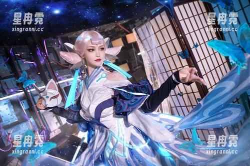 最新写真：戚顾儿变身虞姬云霓雀翎，画面太美，我不敢生出全家福的想法！