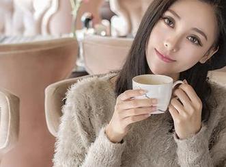 推女神 – 就在这里！Ann尤美的灰丝原图，更新得我一时愣住了。