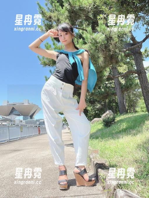 在这件连衣裙的包围下，柳丸的资源是那样丰富得令人捉摸不透～