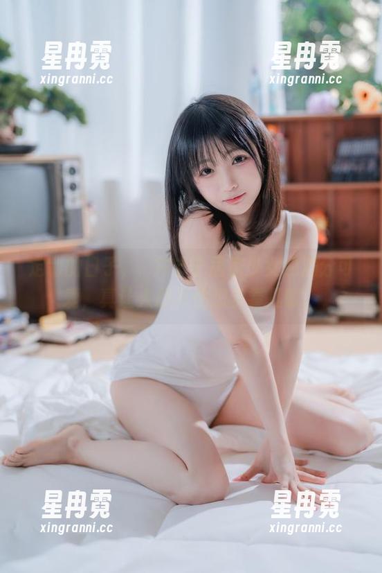 定制的日子，桜井宁宁居家少女的满分可爱，真让人忍不住想多看几眼。