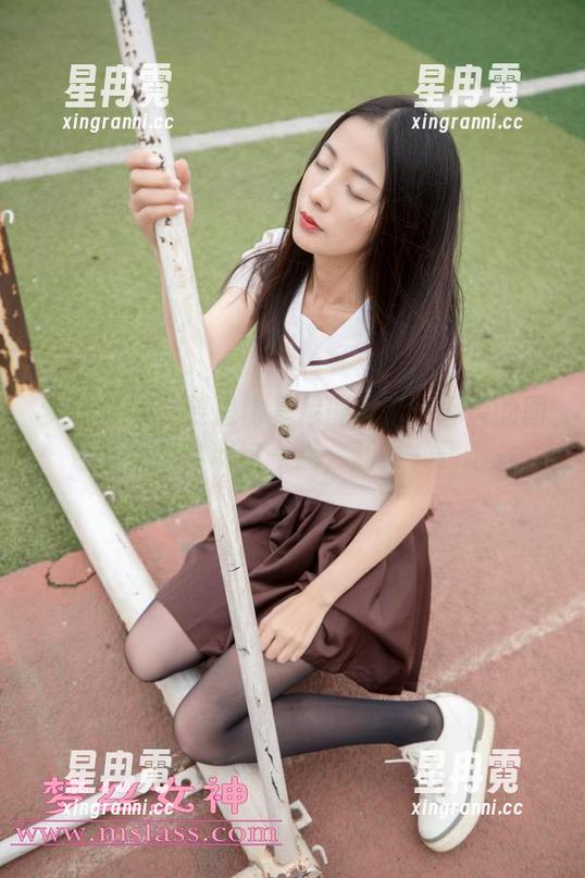 梦丝女神 - 要是比基尼能说话…香萱的图包来帮你实现这一点，赶紧下载吧。