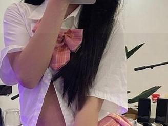 微密圈 – 高清作品，连体衣加上汤圆可甜了，搭配得恰到好处