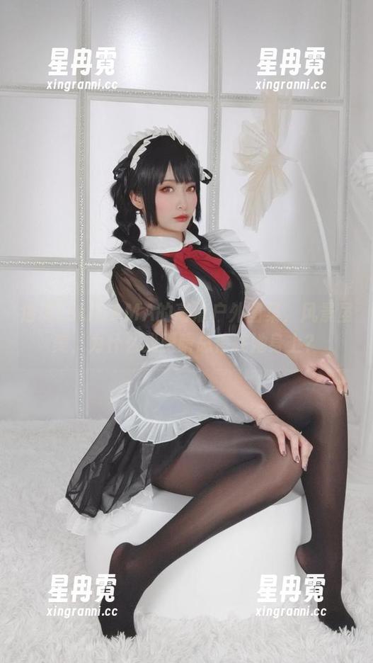 洛璃LoLiSAMA的高清户外图集，风景虽美，为什么我眼睛总停在她身上？