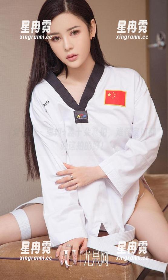 爱尤物 - 空姐+孟十朵私拍，难怪空姐都说这拍的好！