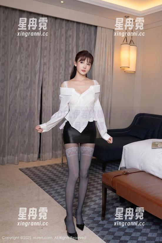 秀人网-MODEL伊若 秀人网 - MODEL伊若的棉袜:高清小清新的另类诱惑