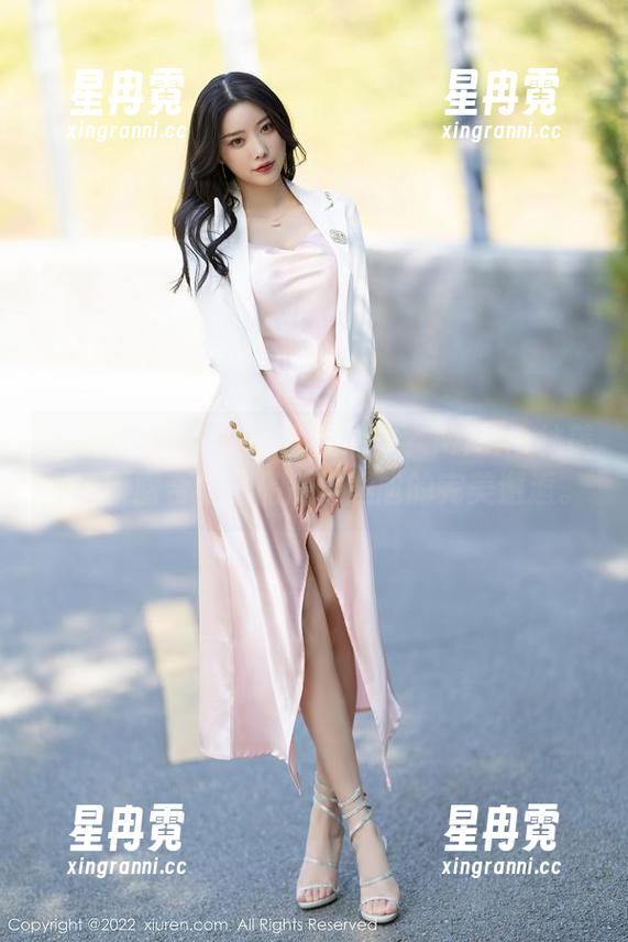 秀人网 - 牛仔裤的巅峰之作？Mieko林美惠子原图合集，品质与尴尬的完美邂逅。