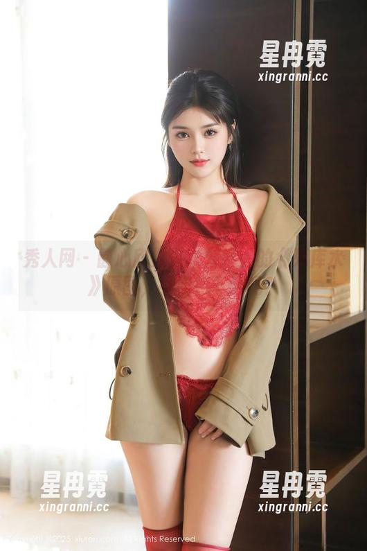 秀人网 - 静心欣赏这张刘婷婷的《死库水》原图，小姐姐下载吗？