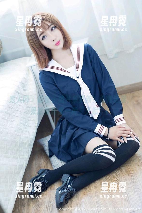 秀人网 - 萌奈子照片集更新！看她这腿，果然身材是一种“天赋”！